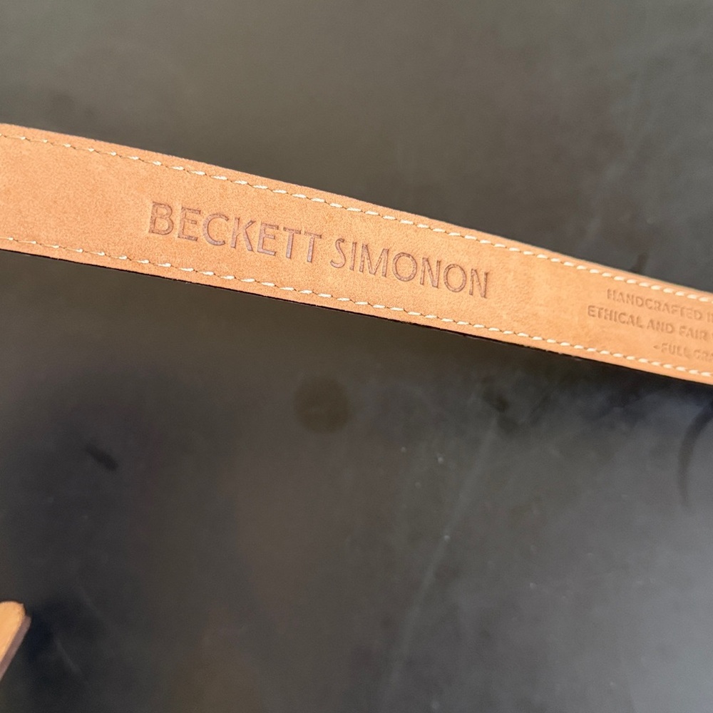 Beckett Simonon Iris Pebbled Leather Belt - Picture 6 of 12